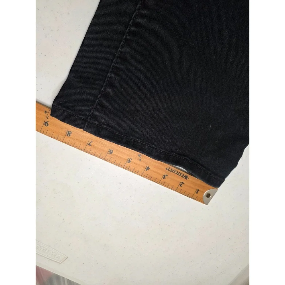 Levis 550 Jeans Womens 30 / 12 Black Relaxed Boot Cut Stretch Mid Rise Dark Wash